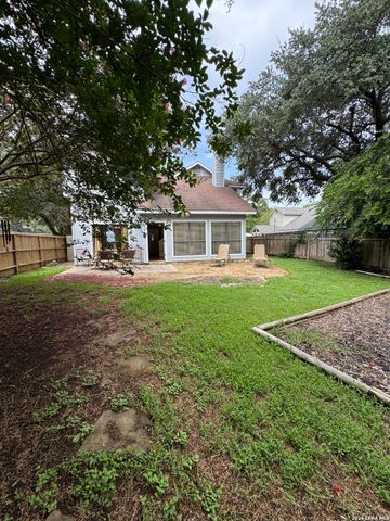 13815 STONE HOLLOW DR, San Antonio, TX 78232