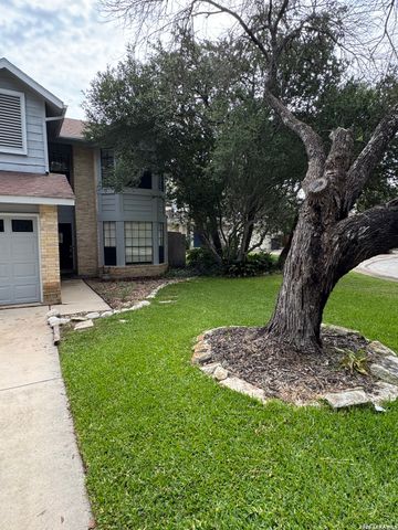 13815 STONE HOLLOW DR, San Antonio, TX 78232