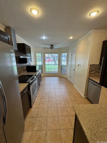 13815 STONE HOLLOW DR, San Antonio, TX 78232