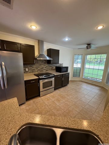 13815 STONE HOLLOW DR, San Antonio, TX 78232