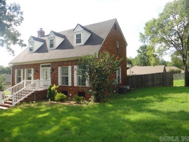 311 Live Oak, Searcy, AR 72143