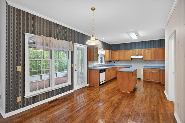5425 Roxbury Drive, Charleston, SC 29418