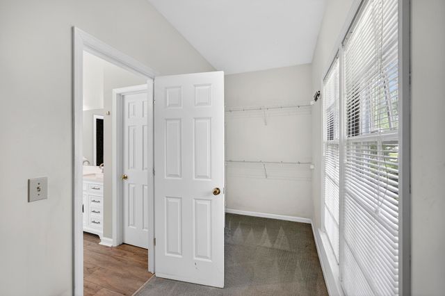 5425 Roxbury Drive, Charleston, SC 29418