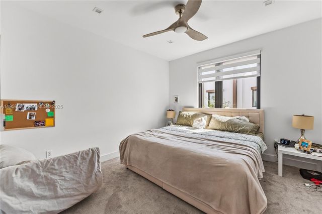 4150 N Oak Pl, Dania Beach, FL 33314