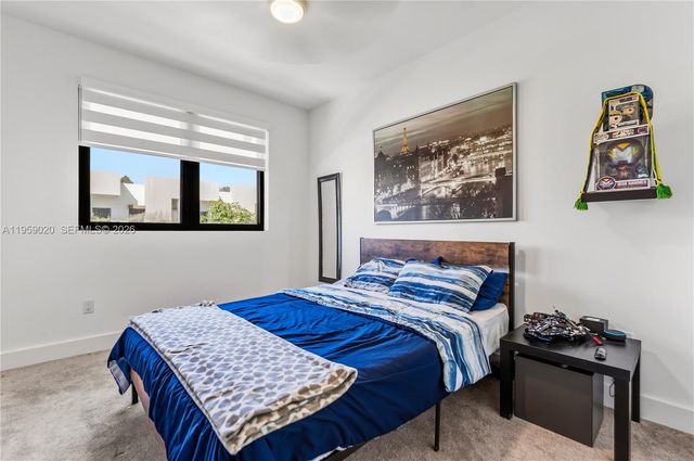 4150 N Oak Pl, Dania Beach, FL 33314