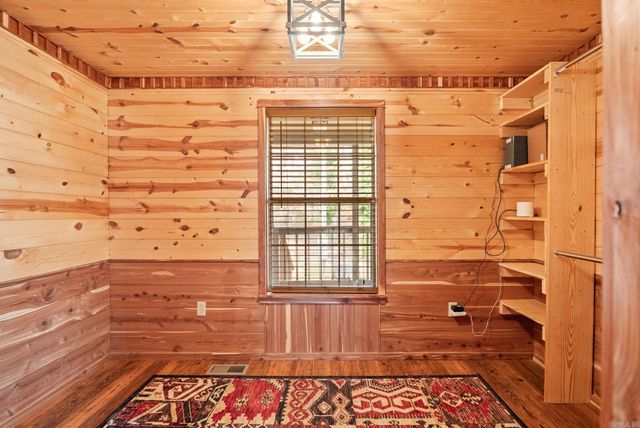 795 Sally Ann, Shirley, AR 72153