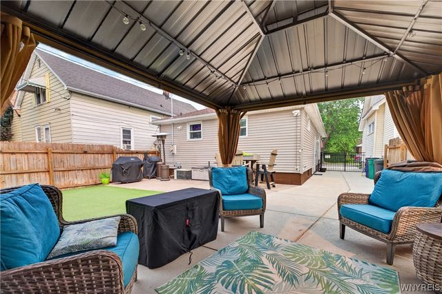 122 Ryan Street, Buffalo, NY 14210