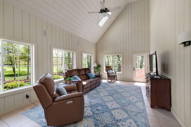 494 Brittany Lane, Dyer, IN 46311