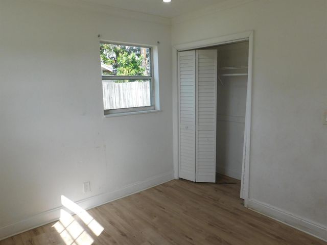 2251 NW 29th Terrace, Fort Lauderdale, FL 33311