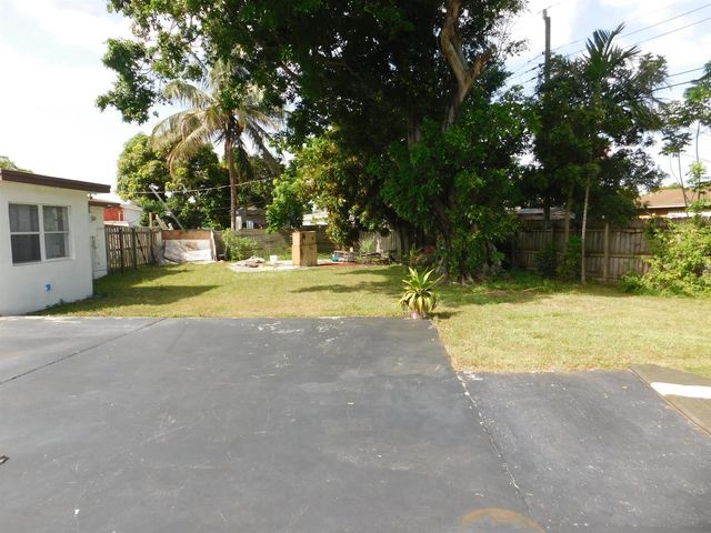 2251 NW 29th Terrace, Fort Lauderdale, FL 33311