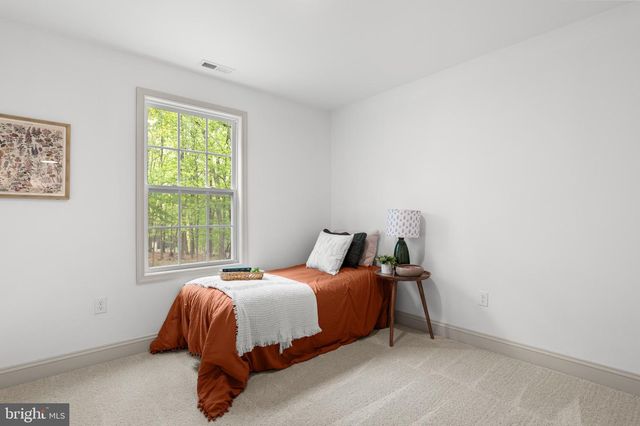 237 SPEAKS LN, Harpers Ferry, WV 25425