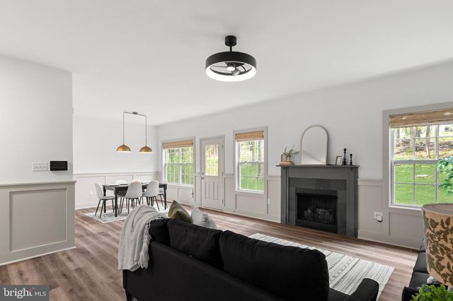 237 SPEAKS LN, Harpers Ferry, WV 25425