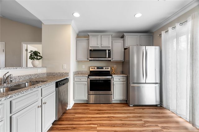 114 Sunny Point Loop, Central, SC 29630