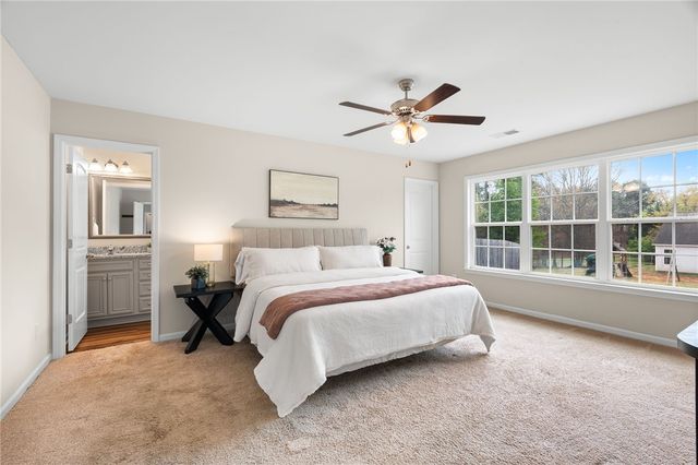 114 Sunny Point Loop, Central, SC 29630