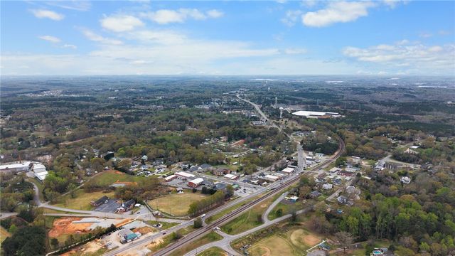 114 Sunny Point Loop, Central, SC 29630