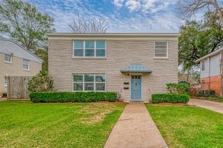 4509 Larch Lane, Bellaire, TX 77401