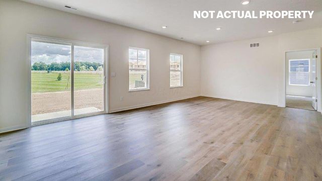 389 Garnet Ranch Drive, Delaware, OH 43015