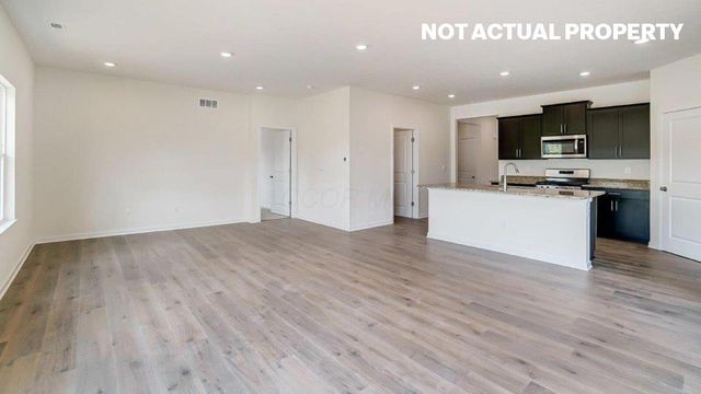 389 Garnet Ranch Drive, Delaware, OH 43015