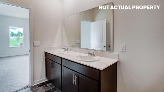 389 Garnet Ranch Drive, Delaware, OH 43015