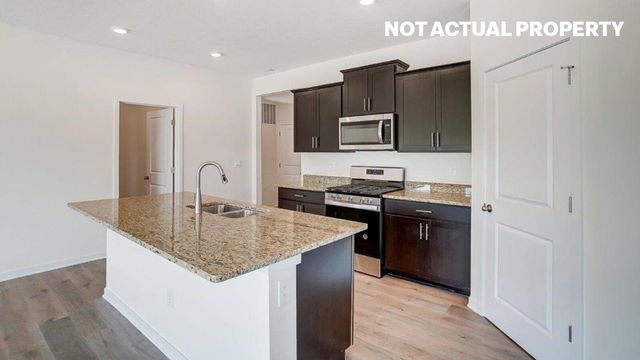 389 Garnet Ranch Drive, Delaware, OH 43015