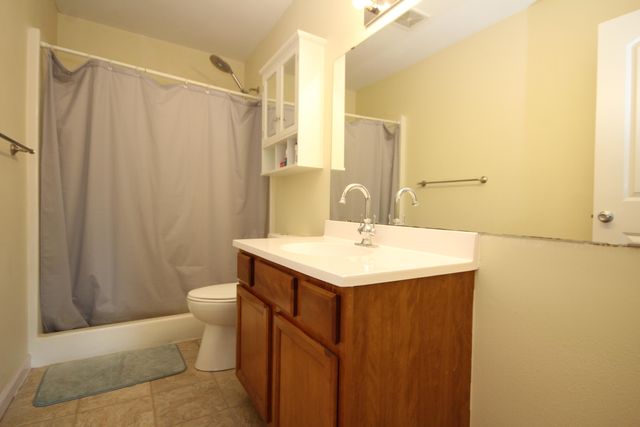 1234 Odell Farm Lane, Vicksburg Vllg, MI 49097