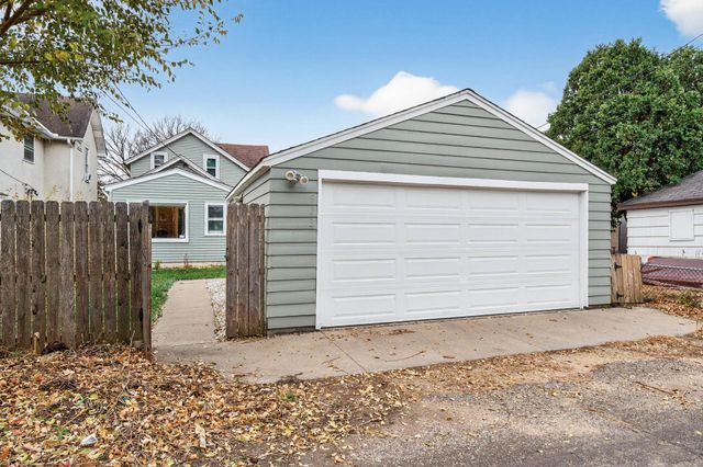 973 Randolph Avenue, Saint Paul, MN 55102