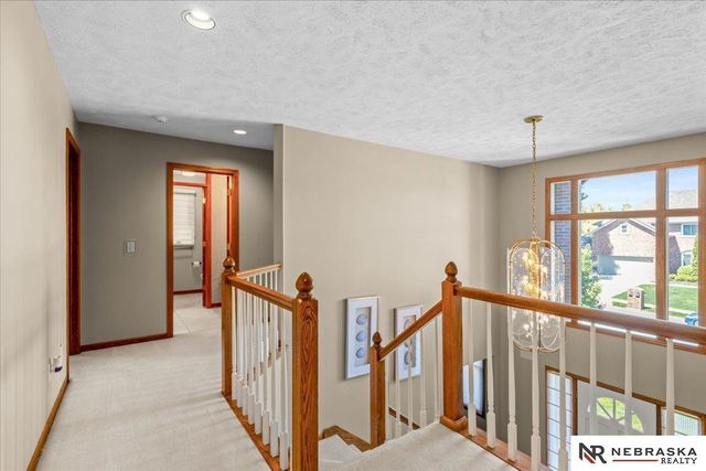 16611 Jones Street, Omaha, NE 68118