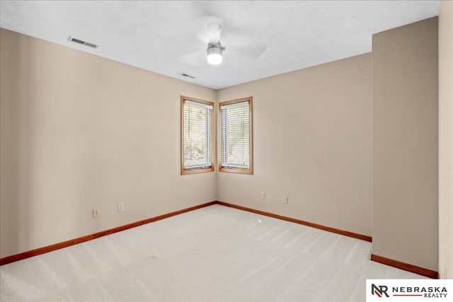 16611 Jones Street, Omaha, NE 68118