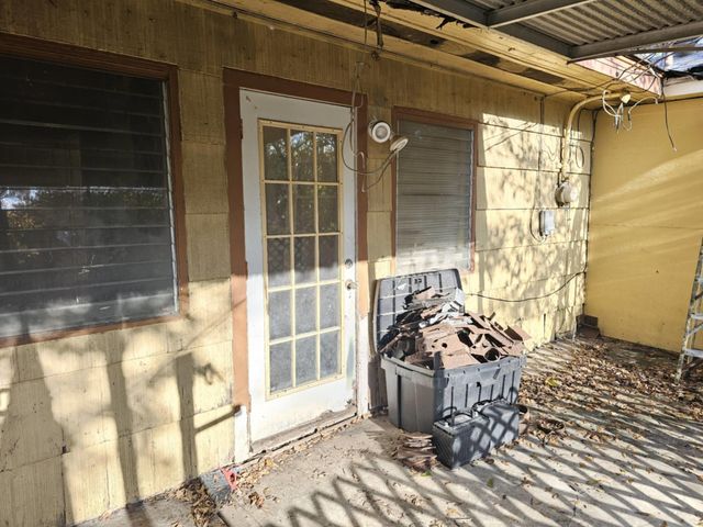 102 Tilden Drive, Pasadena, TX 77506