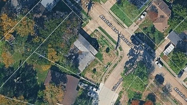 102 Tilden Drive, Pasadena, TX 77506