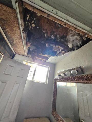 102 Tilden Drive, Pasadena, TX 77506