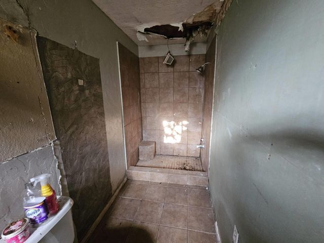 102 Tilden Drive, Pasadena, TX 77506