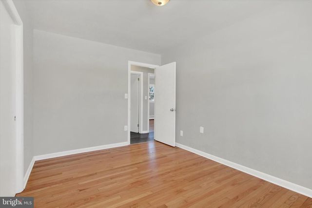 2479 ELLENDALE DR, Lancaster, PA 17602