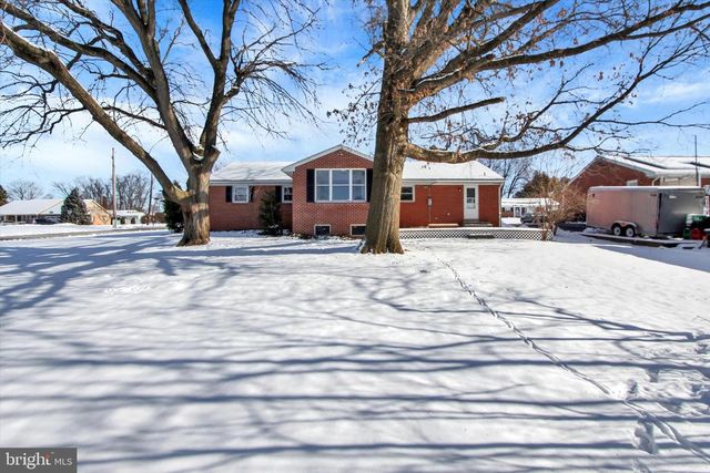 2479 ELLENDALE DR, Lancaster, PA 17602