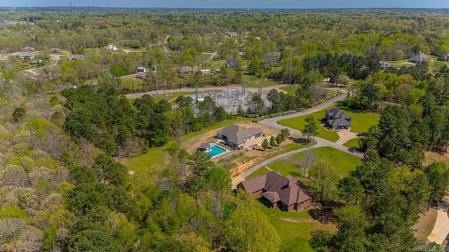 522 Valley Hill Drive, Benton, AR 72019