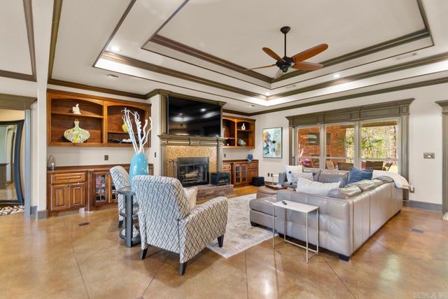 522 Valley Hill Drive, Benton, AR 72019