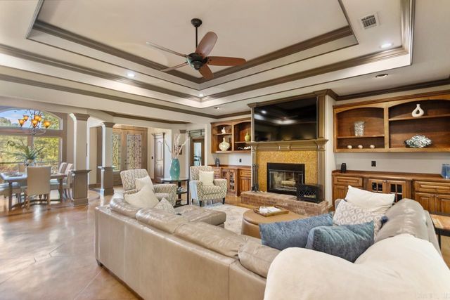 522 Valley Hill Drive, Benton, AR 72019