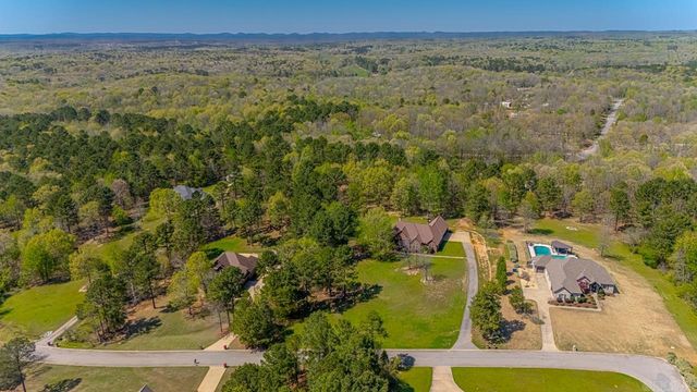 522 Valley Hill Drive, Benton, AR 72019