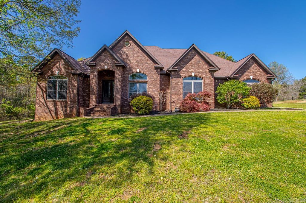 522 Valley Hill Drive, Benton, AR 72019