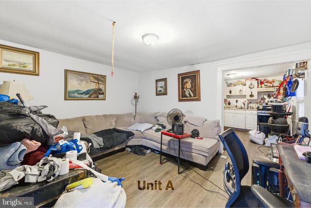 13 W MONROE ST, Mount Holly, NJ 08060