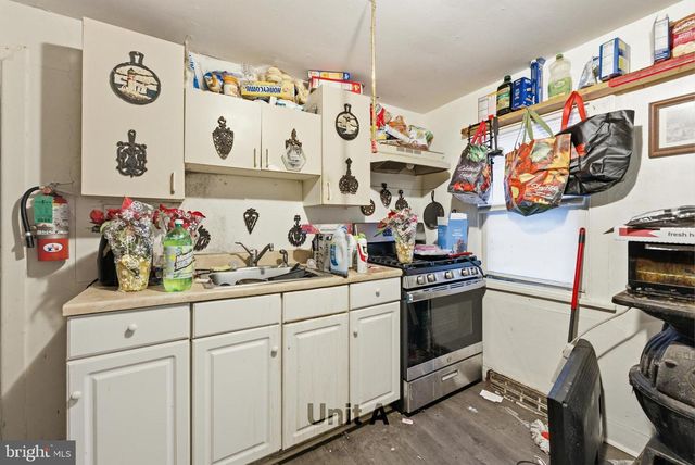 13 W MONROE ST, Mount Holly, NJ 08060