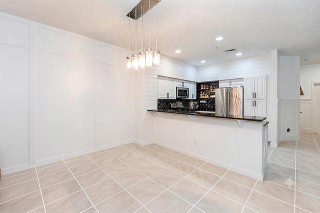 4466 Leo Lane, Riviera Beach, FL 33410