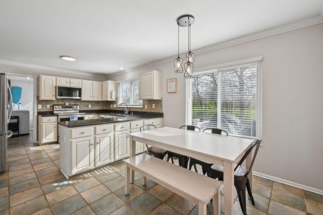 3427 Heathermoor Boulevard, Covington, KY 41015