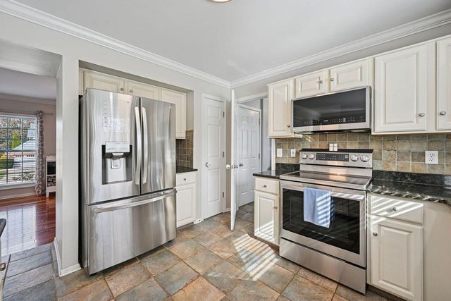 3427 Heathermoor Boulevard, Covington, KY 41015