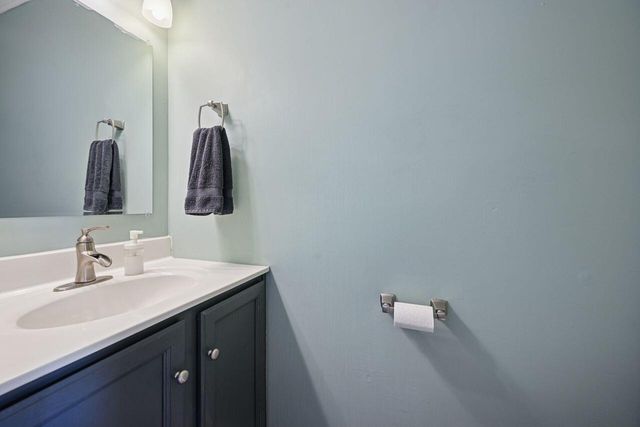 3427 Heathermoor Boulevard, Covington, KY 41015