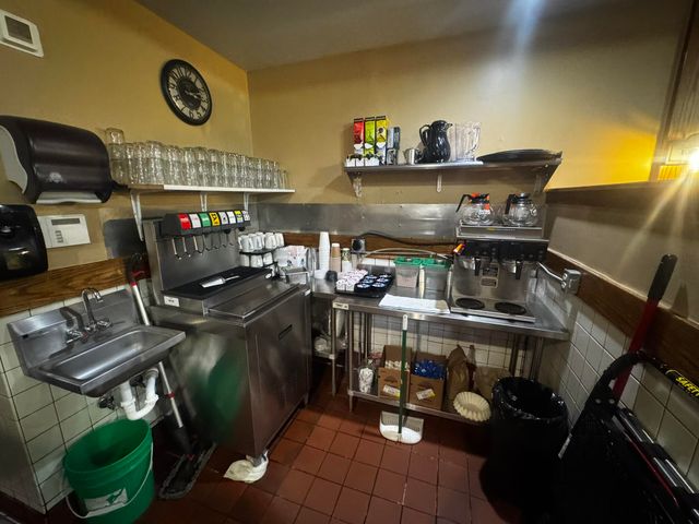 234 W Michigan Avenue, Kalamazoo, MI 49007