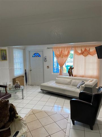 1455 NW 112th St, Miami, FL 33167