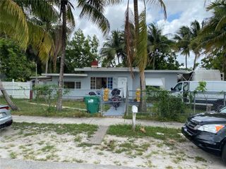 1455 NW 112th St, Miami, FL 33167