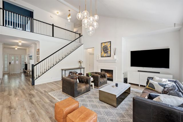 9600 Prescott DR, Austin, TX 78749