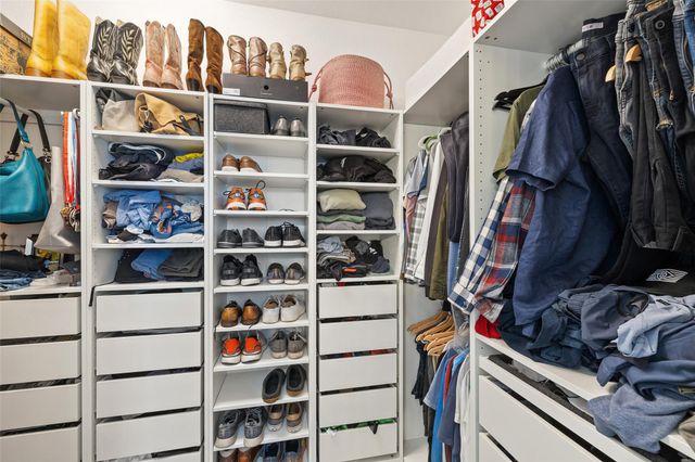 9600 Prescott DR, Austin, TX 78749